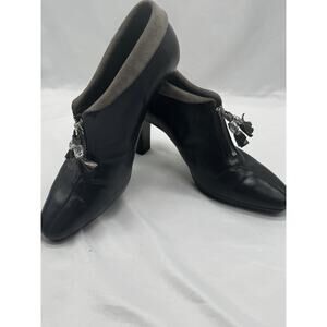 BRIGHTON Stacey Heeled Ankle Booties Zip Front Tassel Almond Toe Sz 8.5N Office